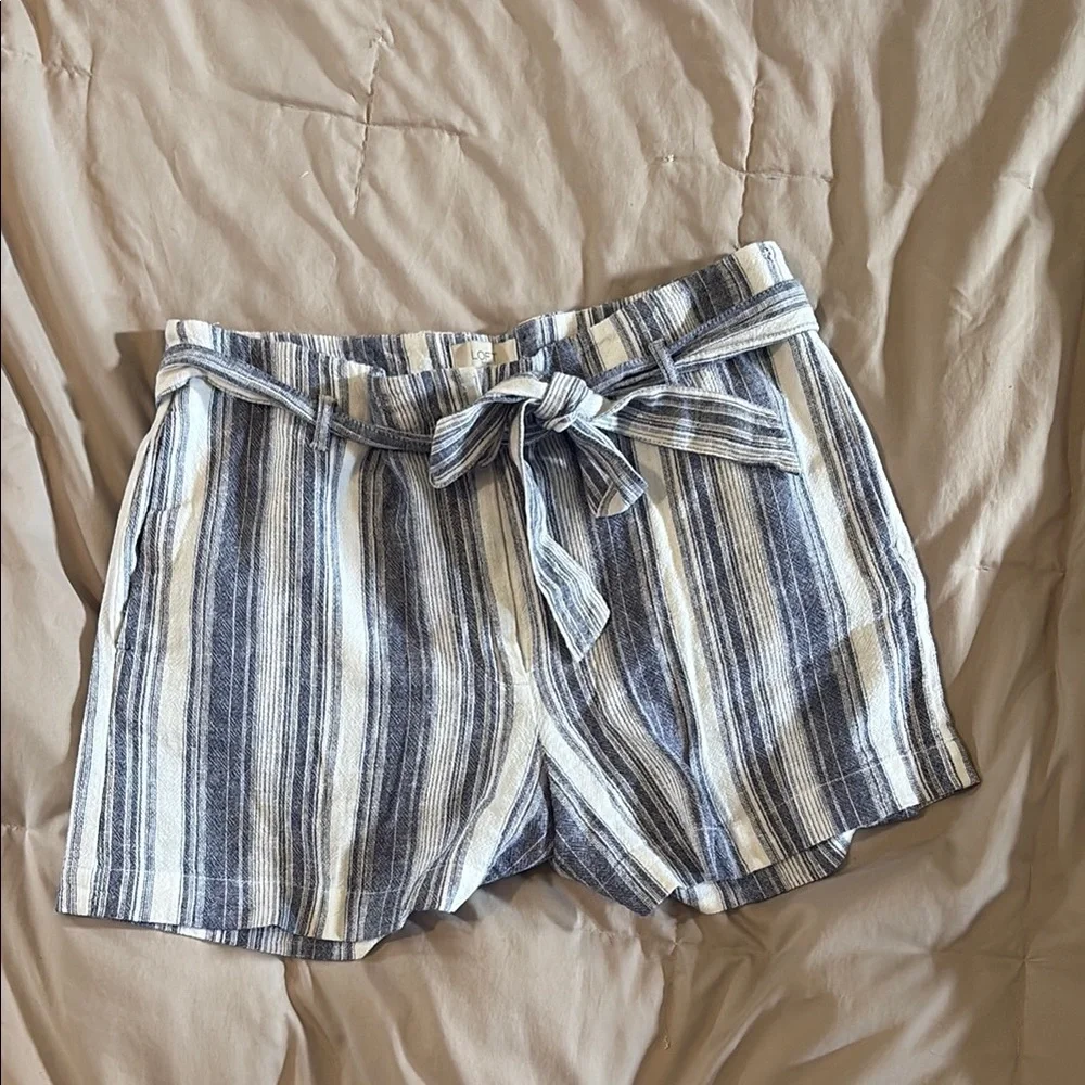 LOFT Blue and White Striped linen Women Shorts - Picture 1 of 6